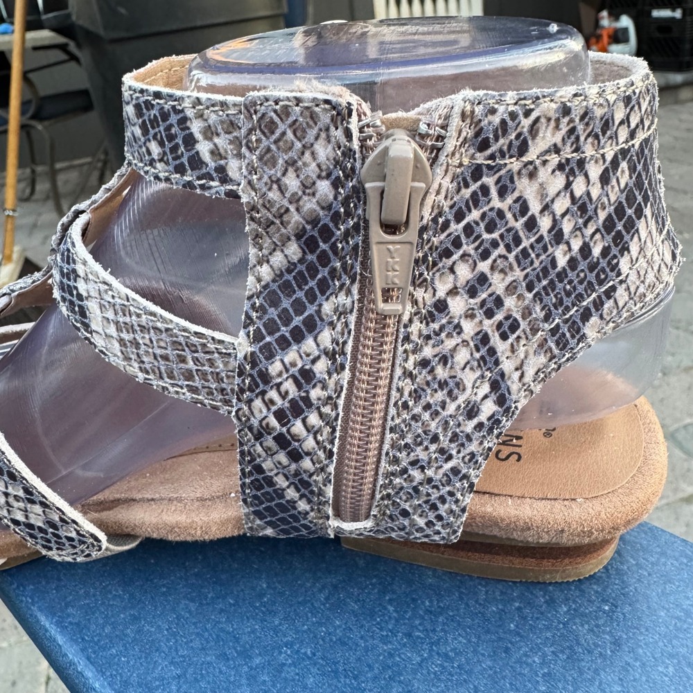 Earth Origins Mica Maren Snakeskin Gladiator Sandals Taupe Multi 8.5 M - Picture 3 of 6
